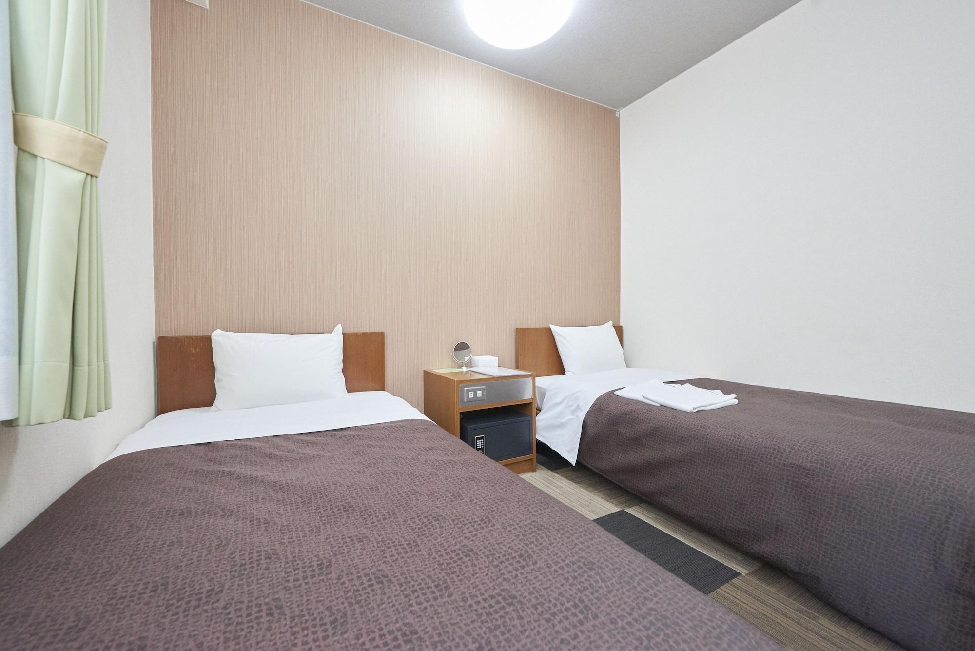 Hotel Select Inn Ucunomija Kültér fotó