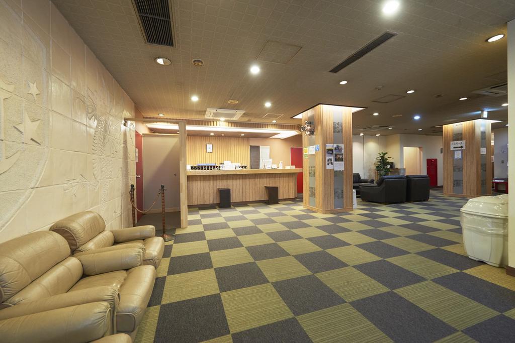 Hotel Select Inn Ucunomija Kültér fotó